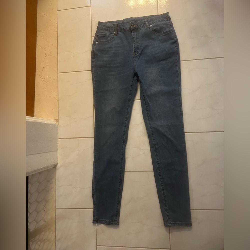 Women’s Blue Denim 5 Pocket Jeans